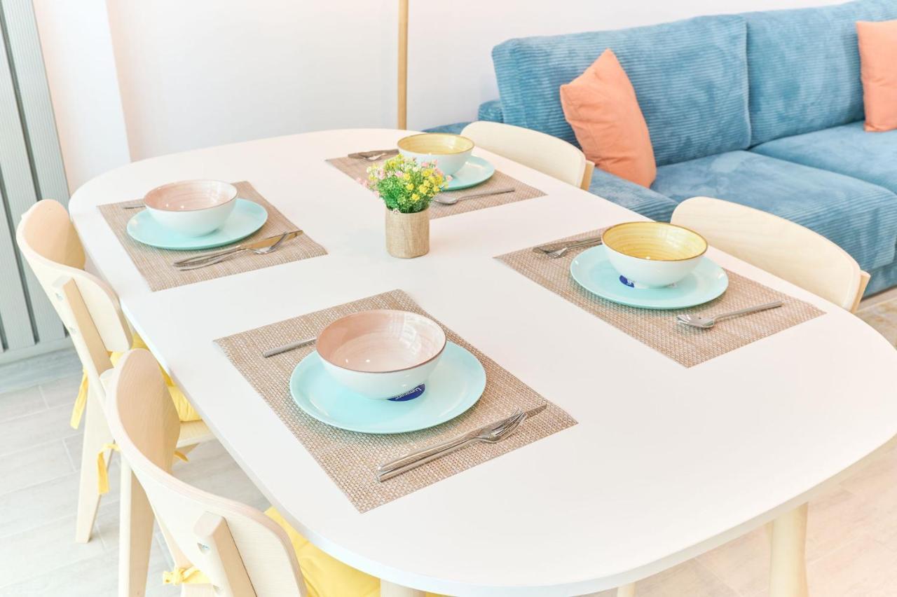 Blacksearama Apartment- Spa, Pools And Parking Mamaia Exteriör bild