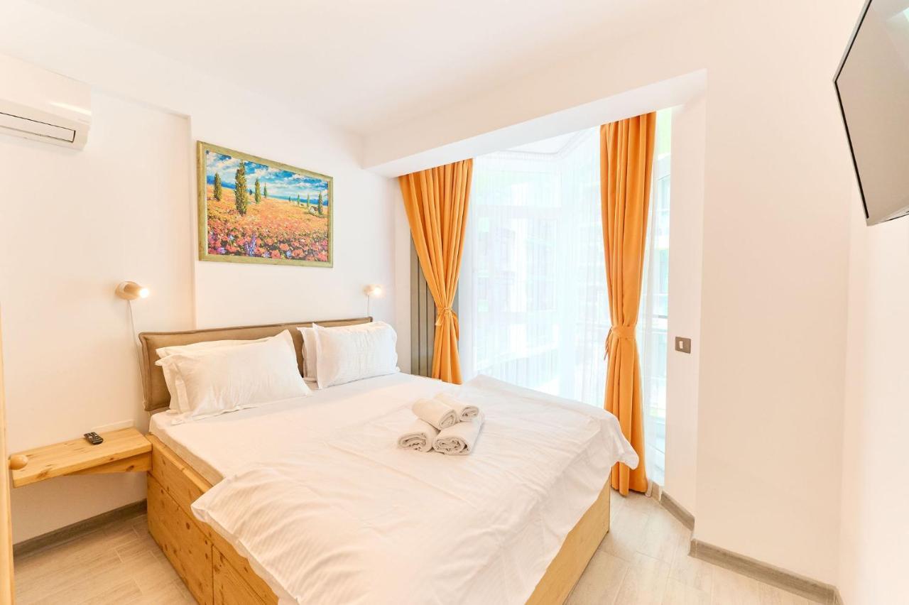 Blacksearama Apartment- Spa, Pools And Parking Mamaia Exteriör bild