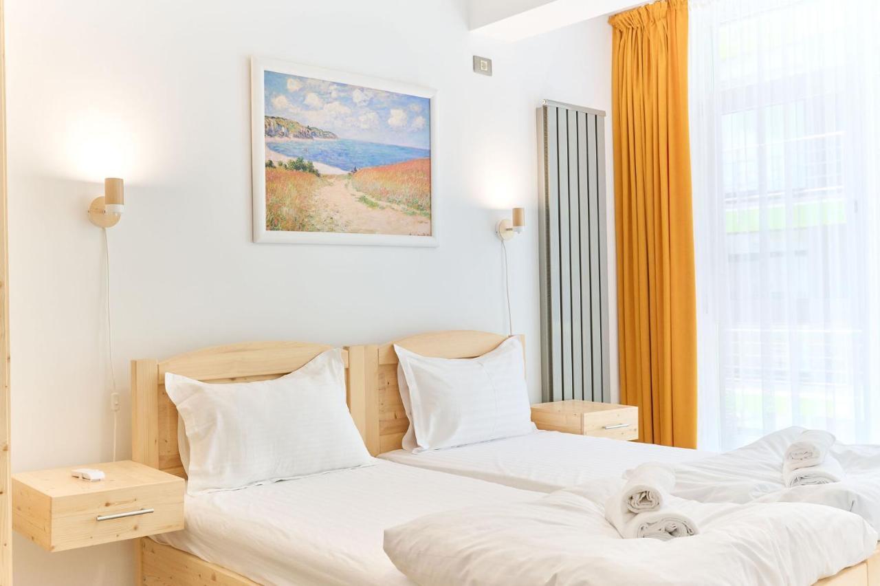 Blacksearama Apartment- Spa, Pools And Parking Mamaia Exteriör bild
