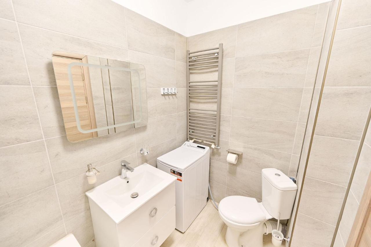 Blacksearama Apartment- Spa, Pools And Parking Mamaia Exteriör bild